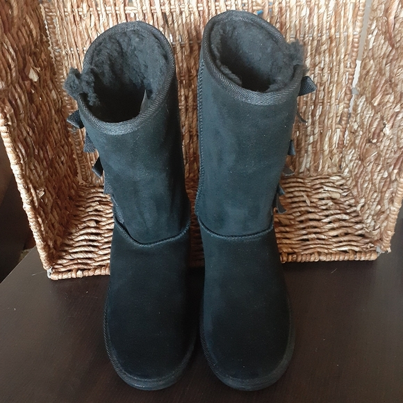 NWT -  KOOLABURRA BY UGG, VICTORIA, SIZE 5, BLACK - Picture 2 of 8